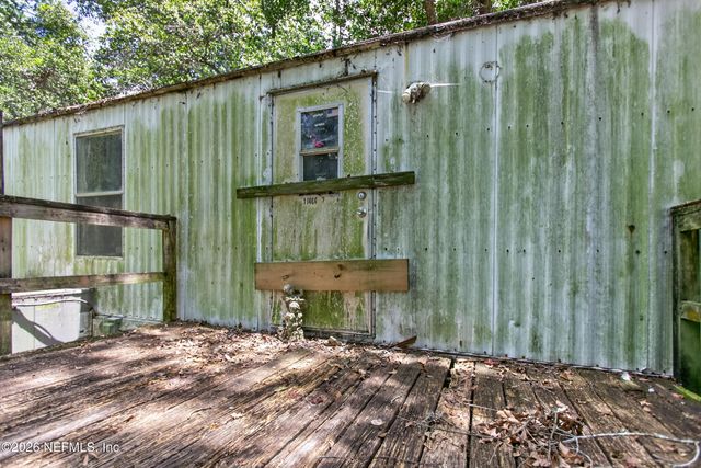 2817 HADDOCK Road, Jacksonville, FL 32218