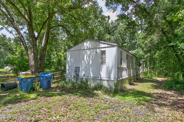 2817 HADDOCK Road, Jacksonville, FL 32218