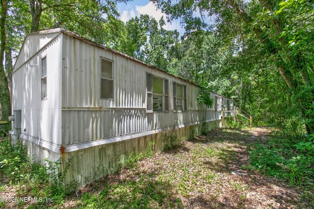2817 HADDOCK Road, Jacksonville, FL 32218