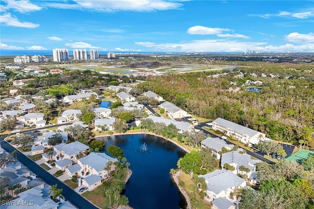 752 Wiggins Lake DR 202, Naples, FL 34110