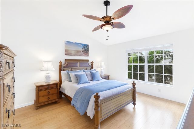 752 Wiggins Lake DR 202, Naples, FL 34110