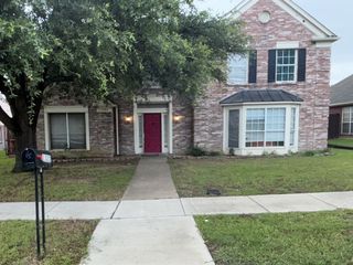 1322 Old Barn Lane, Lewisville, TX 75067