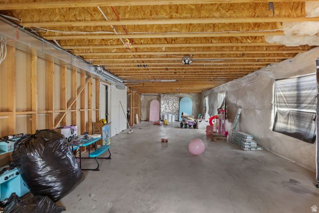 6213 S WAKEFIELD WAY, West Valley City, UT 84118