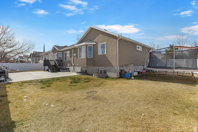 6213 S WAKEFIELD WAY, West Valley City, UT 84118