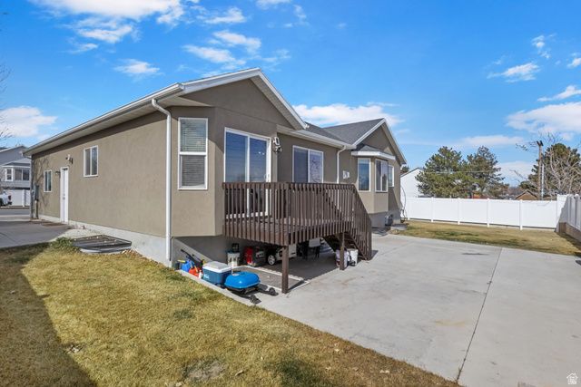 6213 S WAKEFIELD WAY, West Valley City, UT 84118