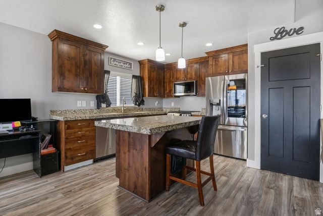 6213 S WAKEFIELD WAY, West Valley City, UT 84118