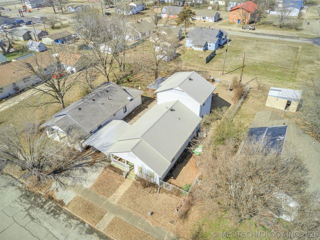 1123 E 9th Street, Okmulgee, OK 74447
