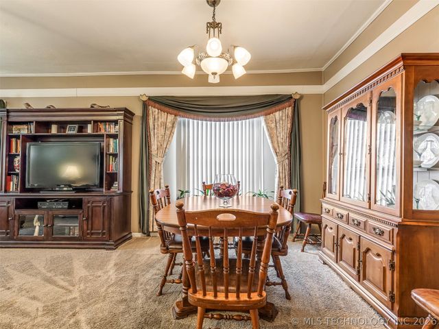 1123 E 9th Street, Okmulgee, OK 74447