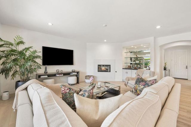206 Via Firenza, Rancho Mirage, CA 92270