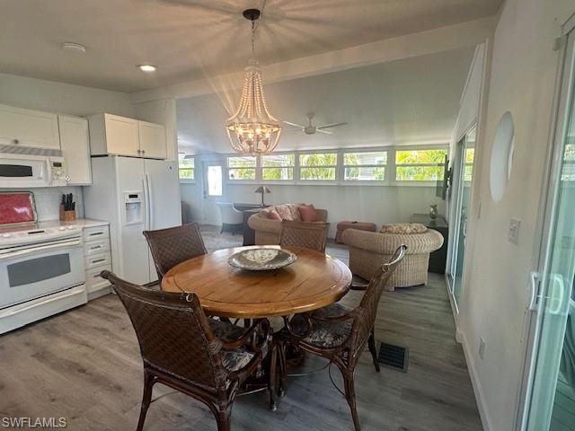 1503 Ruby Lake PT, Naples, FL 34114