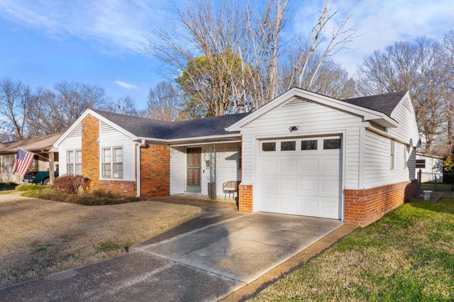 1534 IVY RD, Memphis, TN 38117