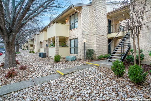 11843 Braesview Apt 1612, San Antonio, TX 78213