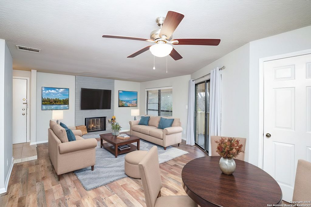 11843 Braesview Apt 1612, San Antonio, TX 78213