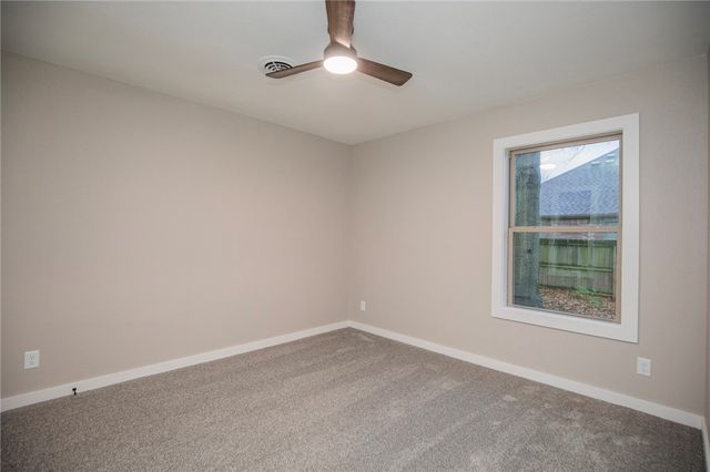 221 E Adobe Street, Fayetteville, AR 72703