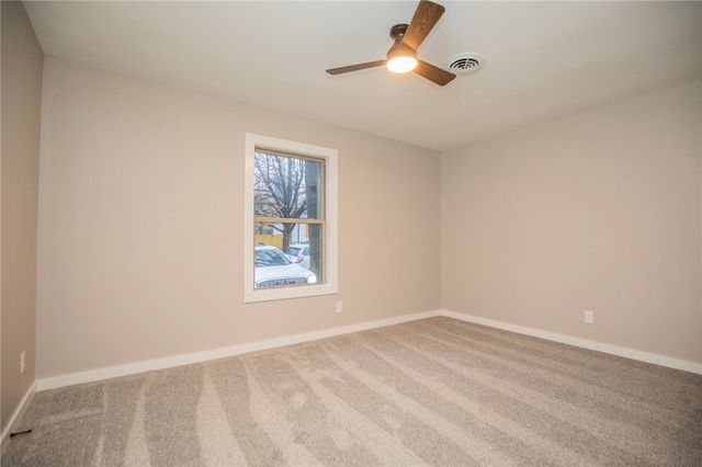 221 E Adobe Street, Fayetteville, AR 72703