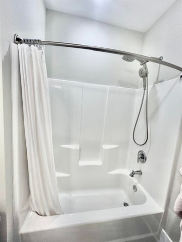 109 McIlroy Ct., Murrells Inlet, SC 29576