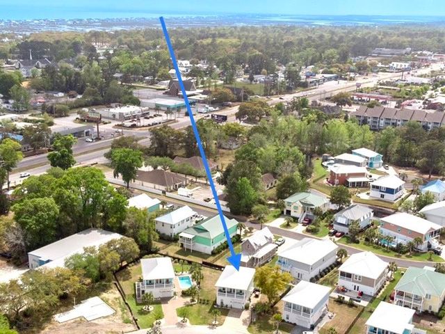 109 McIlroy Ct., Murrells Inlet, SC 29576