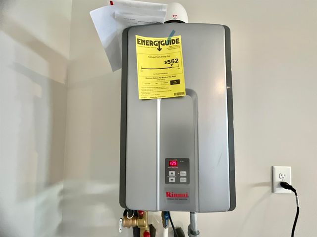 109 McIlroy Ct., Murrells Inlet, SC 29576