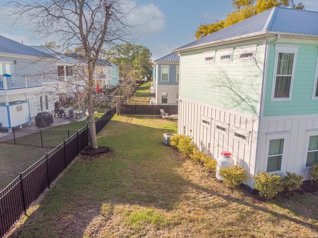 109 McIlroy Ct., Murrells Inlet, SC 29576