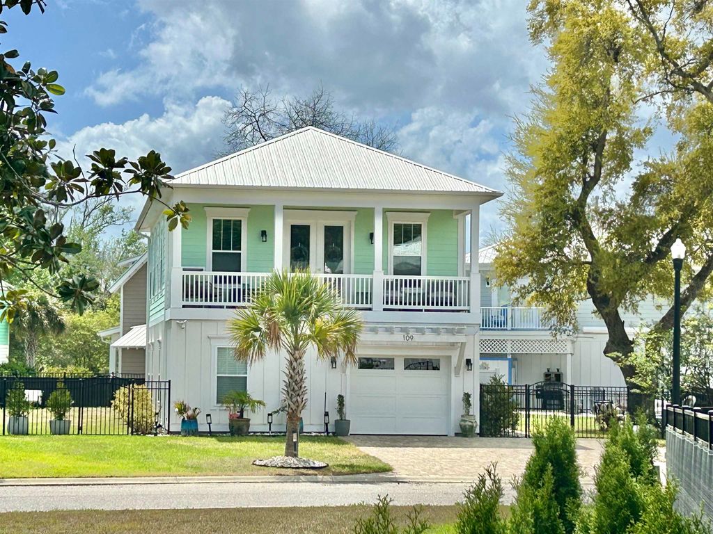 109 McIlroy Ct., Murrells Inlet, SC 29576