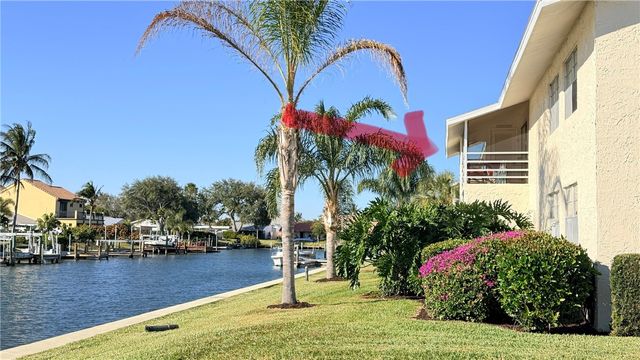 1875 Cobia Drive F203, Vero Beach, FL 32960