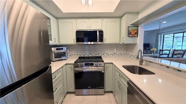 1875 Cobia Drive F203, Vero Beach, FL 32960