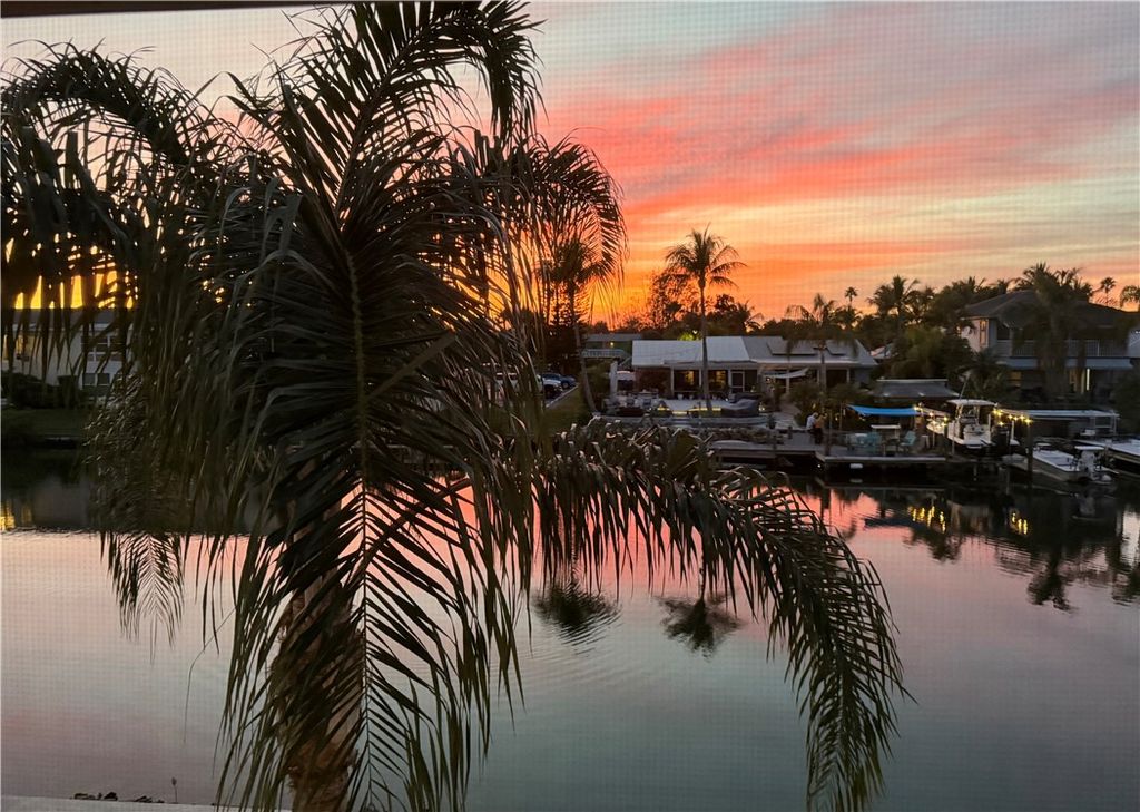 1875 Cobia Drive F203, Vero Beach, FL 32960