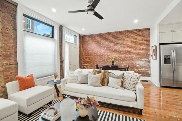 154 E McMicken Avenue, Cincinnati, OH 45202