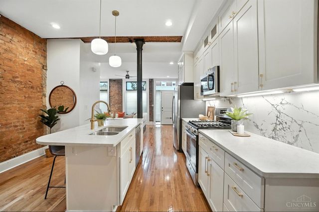 154 E McMicken Avenue, Cincinnati, OH 45202