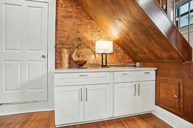 154 E McMicken Avenue, Cincinnati, OH 45202