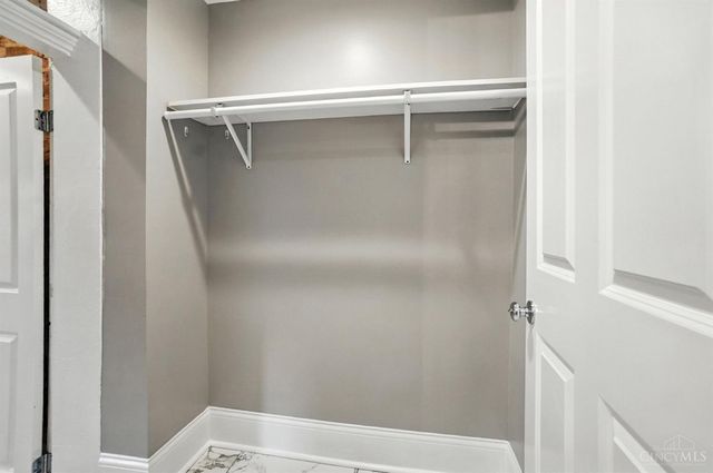 154 E McMicken Avenue, Cincinnati, OH 45202