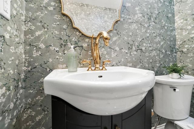 154 E McMicken Avenue, Cincinnati, OH 45202