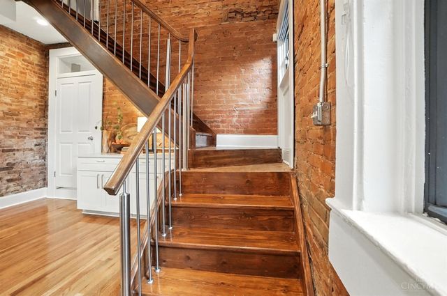 154 E McMicken Avenue, Cincinnati, OH 45202