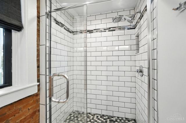 154 E McMicken Avenue, Cincinnati, OH 45202