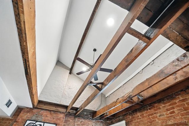 154 E McMicken Avenue, Cincinnati, OH 45202