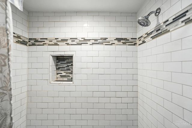 154 E McMicken Avenue, Cincinnati, OH 45202