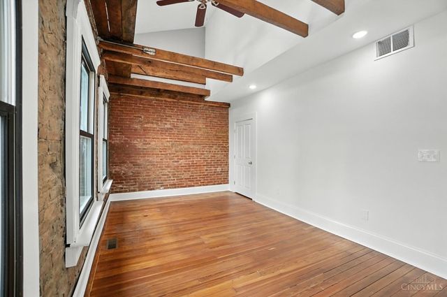 154 E McMicken Avenue, Cincinnati, OH 45202