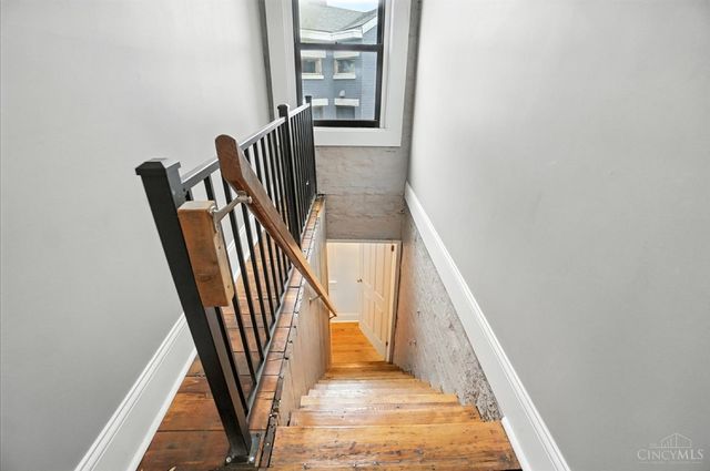 154 E McMicken Avenue, Cincinnati, OH 45202