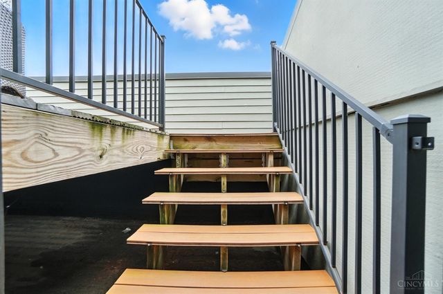 154 E McMicken Avenue, Cincinnati, OH 45202