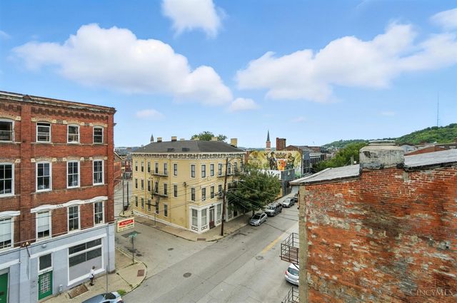 154 E McMicken Avenue, Cincinnati, OH 45202