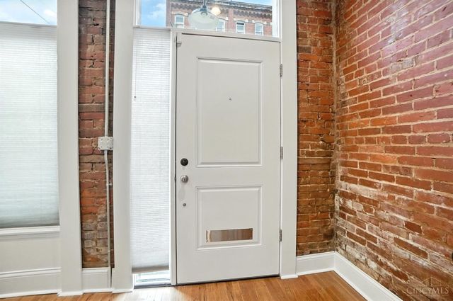 154 E McMicken Avenue, Cincinnati, OH 45202