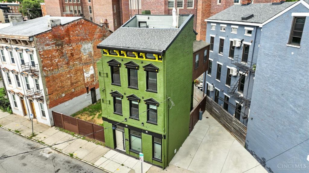 154 E McMicken Avenue, Cincinnati, OH 45202