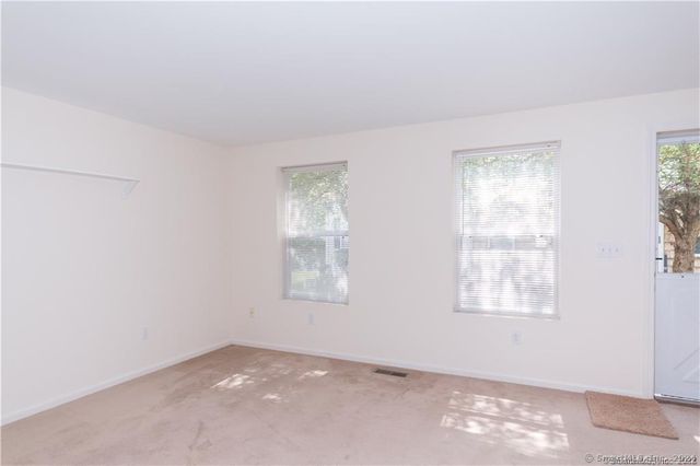 6 Larkspur Lane 6, Glastonbury, CT 06033