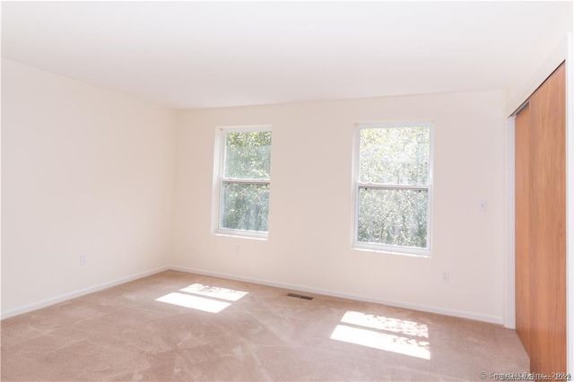 6 Larkspur Lane 6, Glastonbury, CT 06033