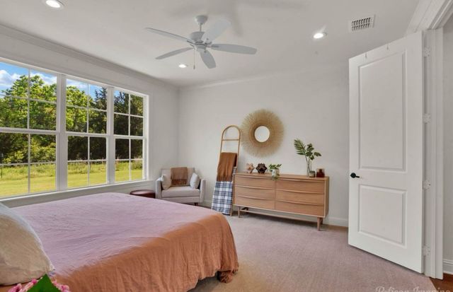 2112 Old Grove Circle, Shreveport, LA 71106