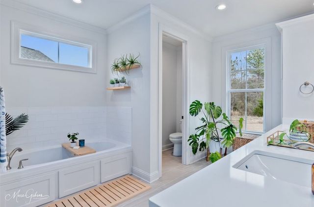 2112 Old Grove Circle, Shreveport, LA 71106