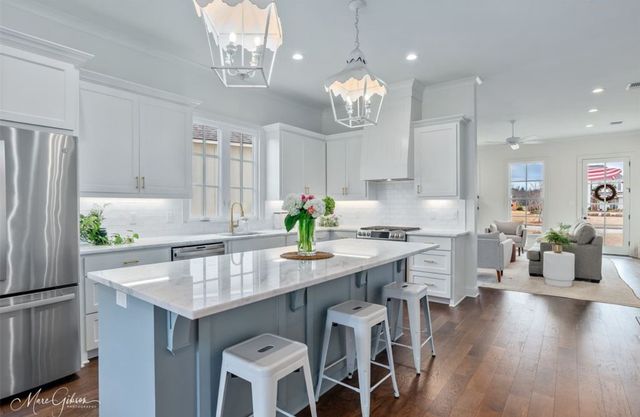 2112 Old Grove Circle, Shreveport, LA 71106