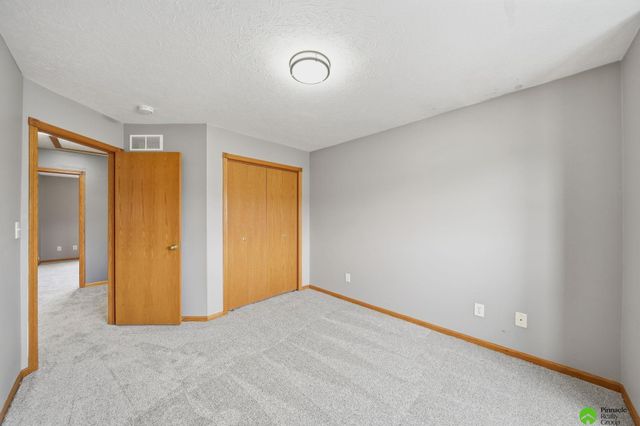 7401 S 28 Street, Lincoln, NE 68516