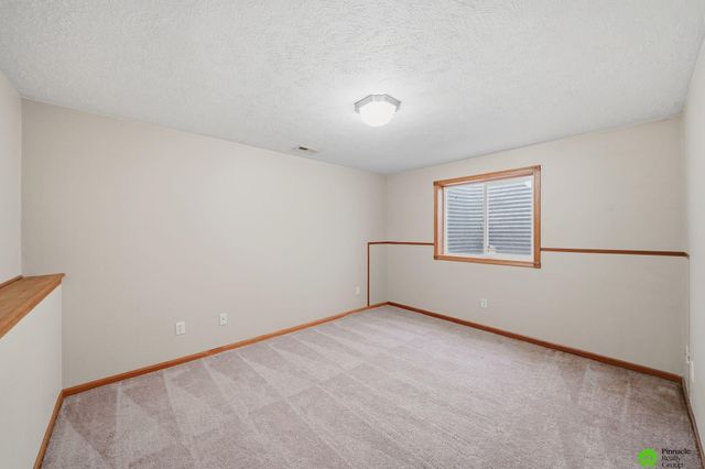 7401 S 28 Street, Lincoln, NE 68516