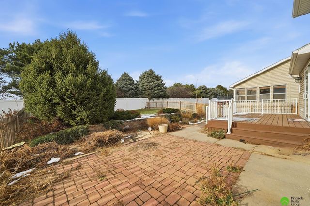 7401 S 28 Street, Lincoln, NE 68516